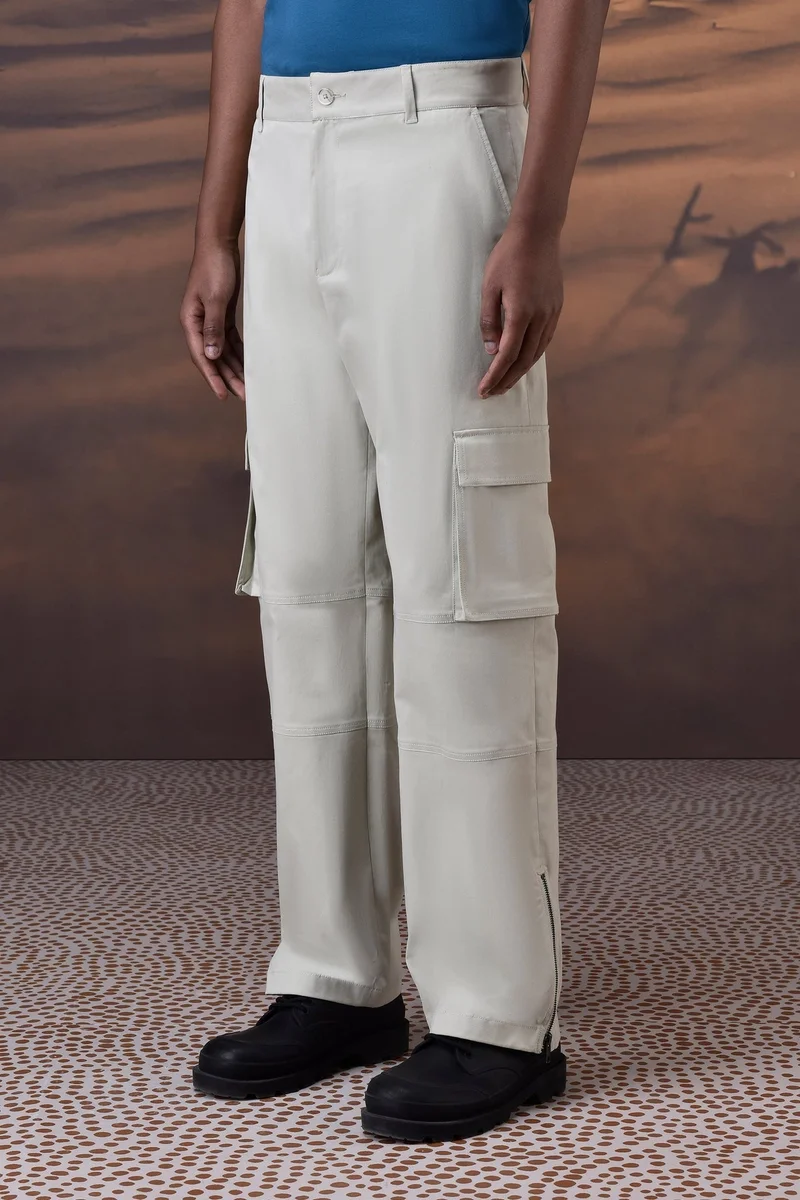 جينات ليكوانت هيمانت بنطلون كارغو قطني ناعم بلون السرخس الأخضر